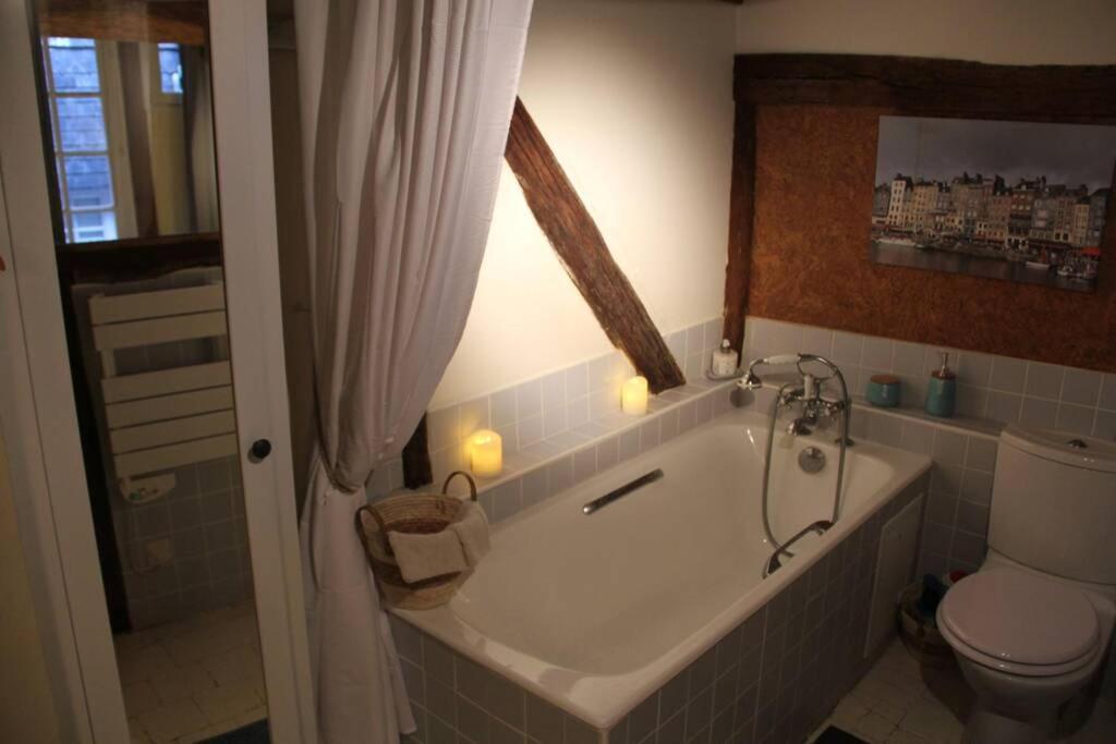 Cosy Studio Place Sainte Catherine Honfleur Kültér fotó