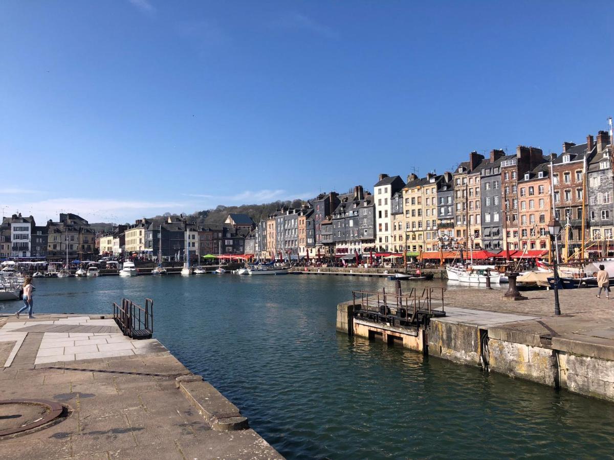 Cosy Studio Place Sainte Catherine Honfleur Kültér fotó