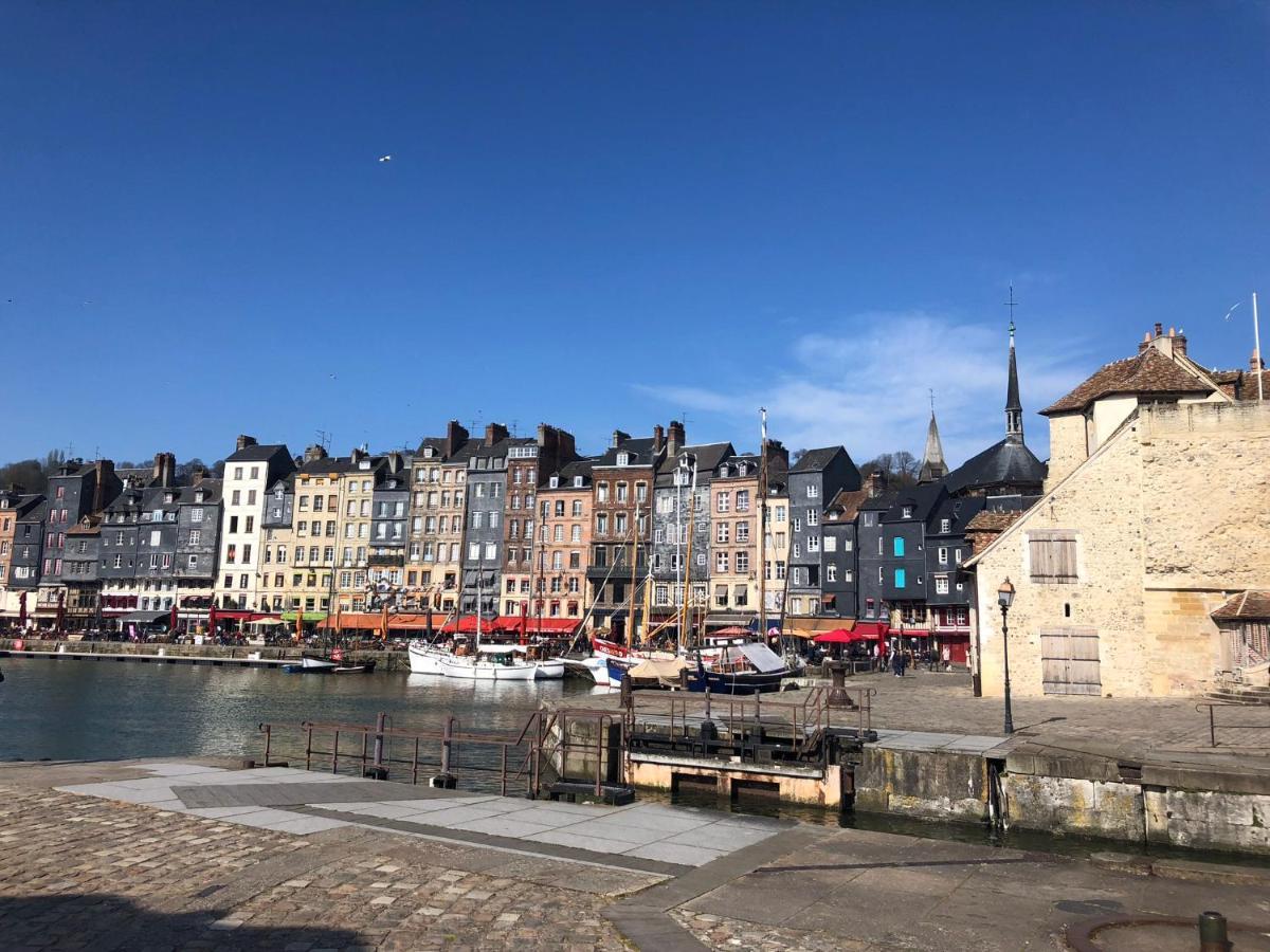 Cosy Studio Place Sainte Catherine Honfleur Kültér fotó